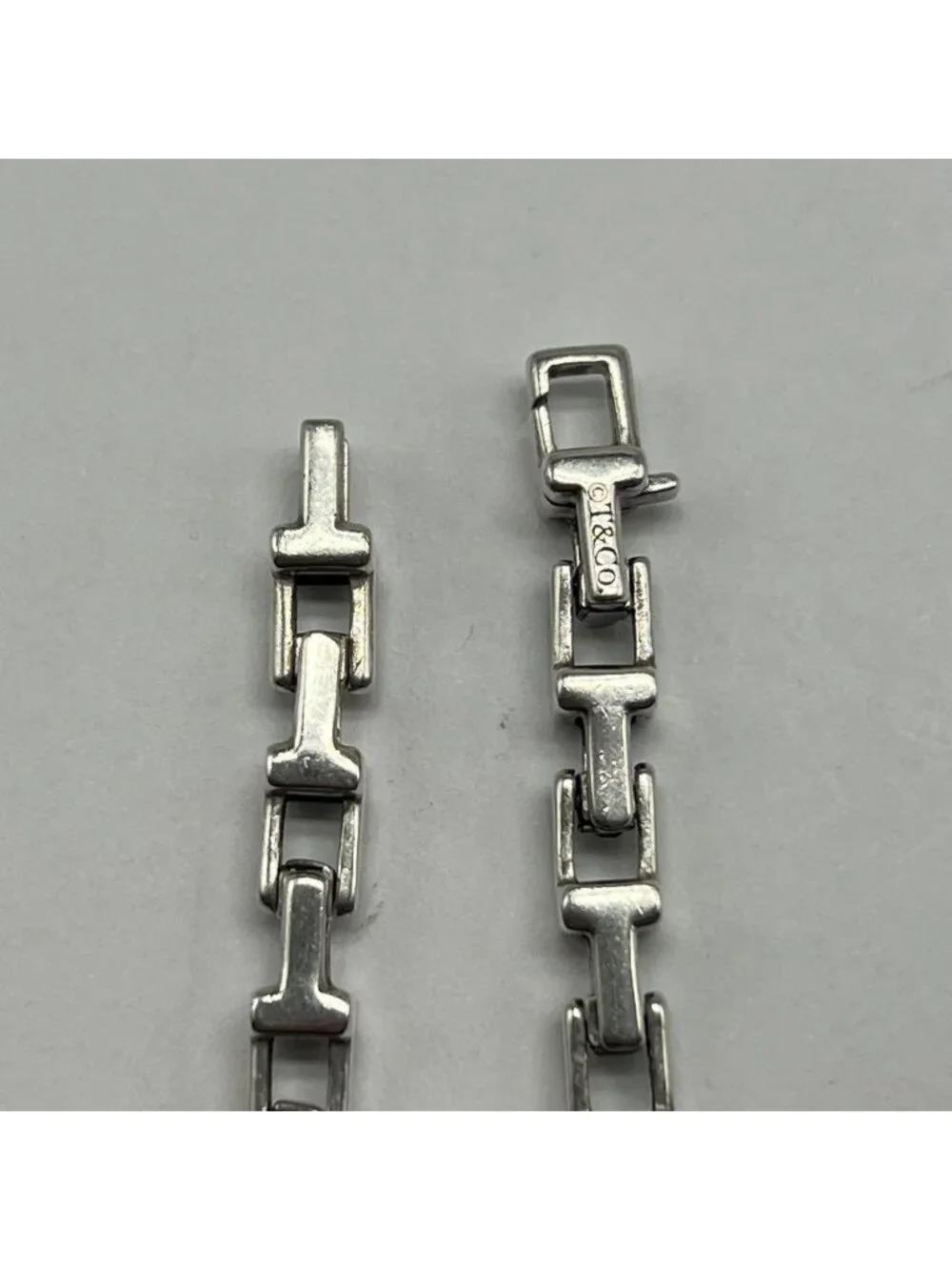 Tiffany & Co Tiffany T Narrow Chain Bracelet